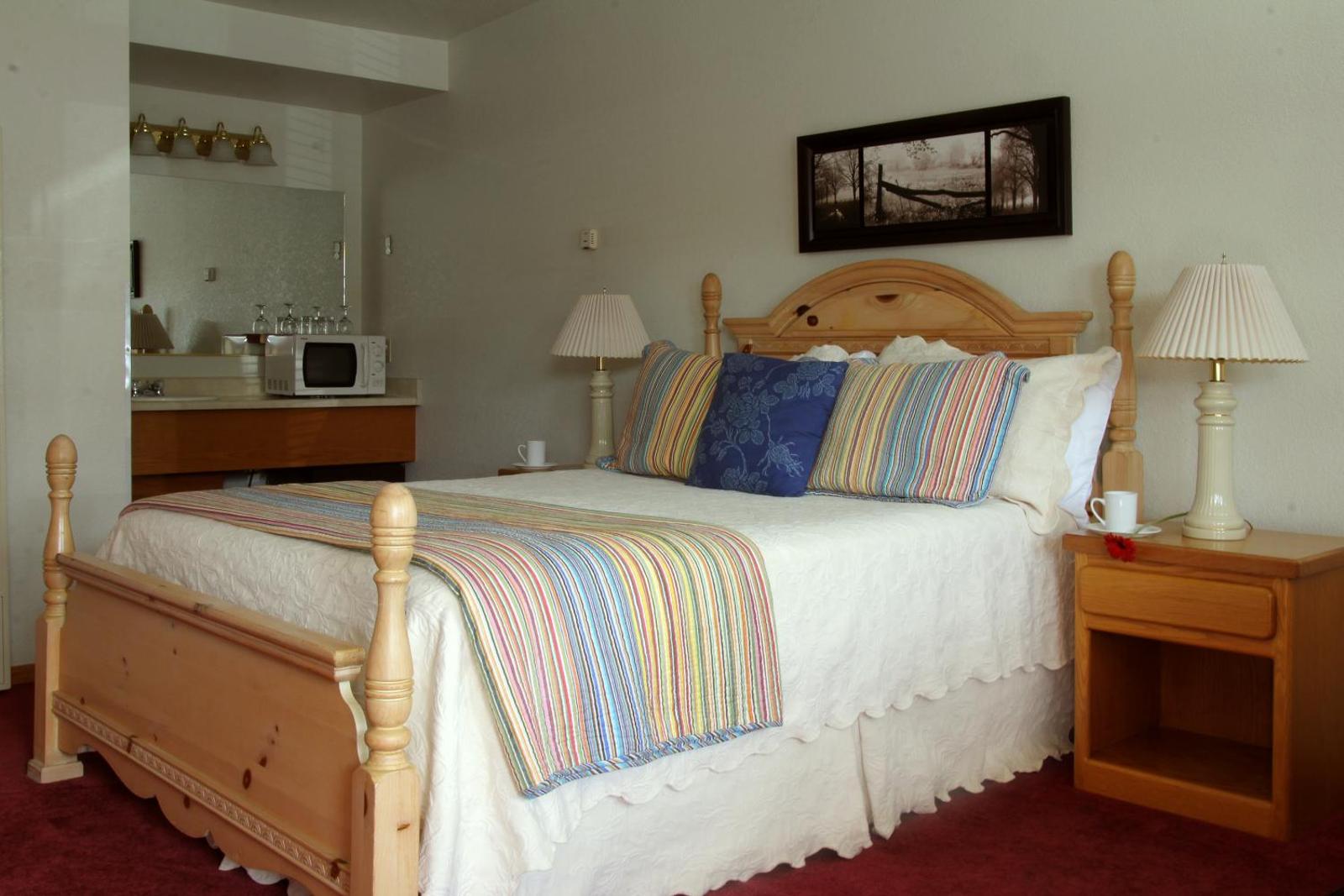Redwood Suites